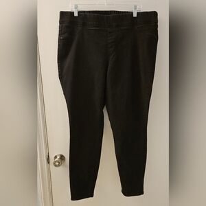 Old Navy Black Super Skinny Jeggings